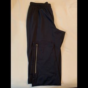 Men’s XL Blue Nike Dri Fit Sweat Bottoms.